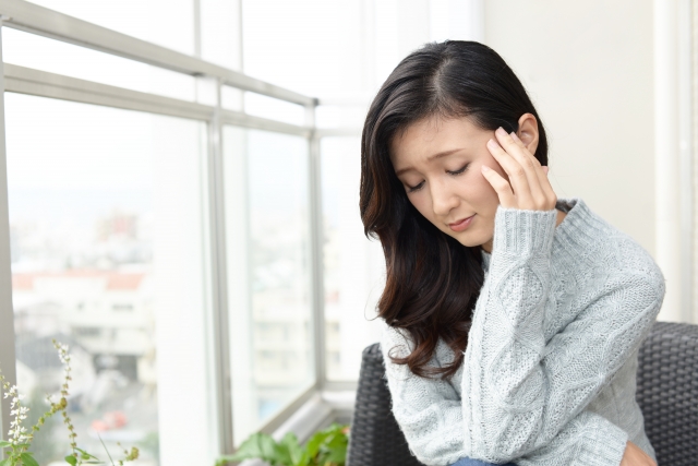 疲れてやる気のない女性