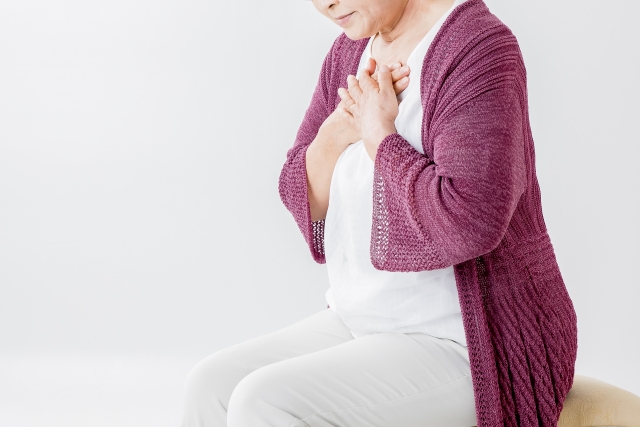 乳がんと診断された80代女性のイメージ画像